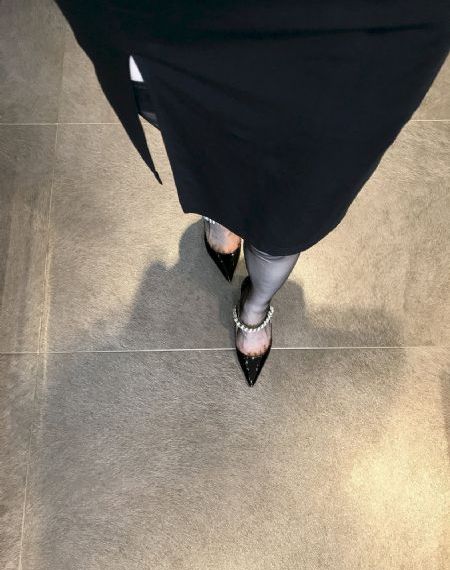 国产高跟鞋黑色丝袜在线播放_高清免费观看视频