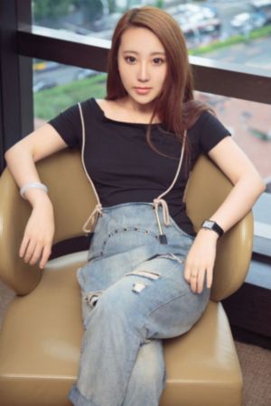 亚洲欧洲免费黄色视频_青苹果乐园免费高清观看