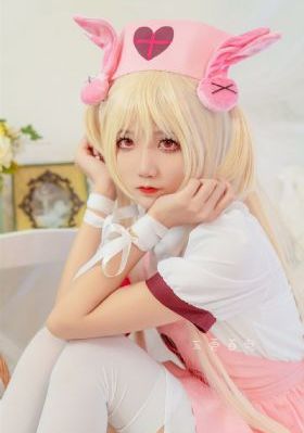 美女XXXX68HD老师_DVD高清迅雷在线观看